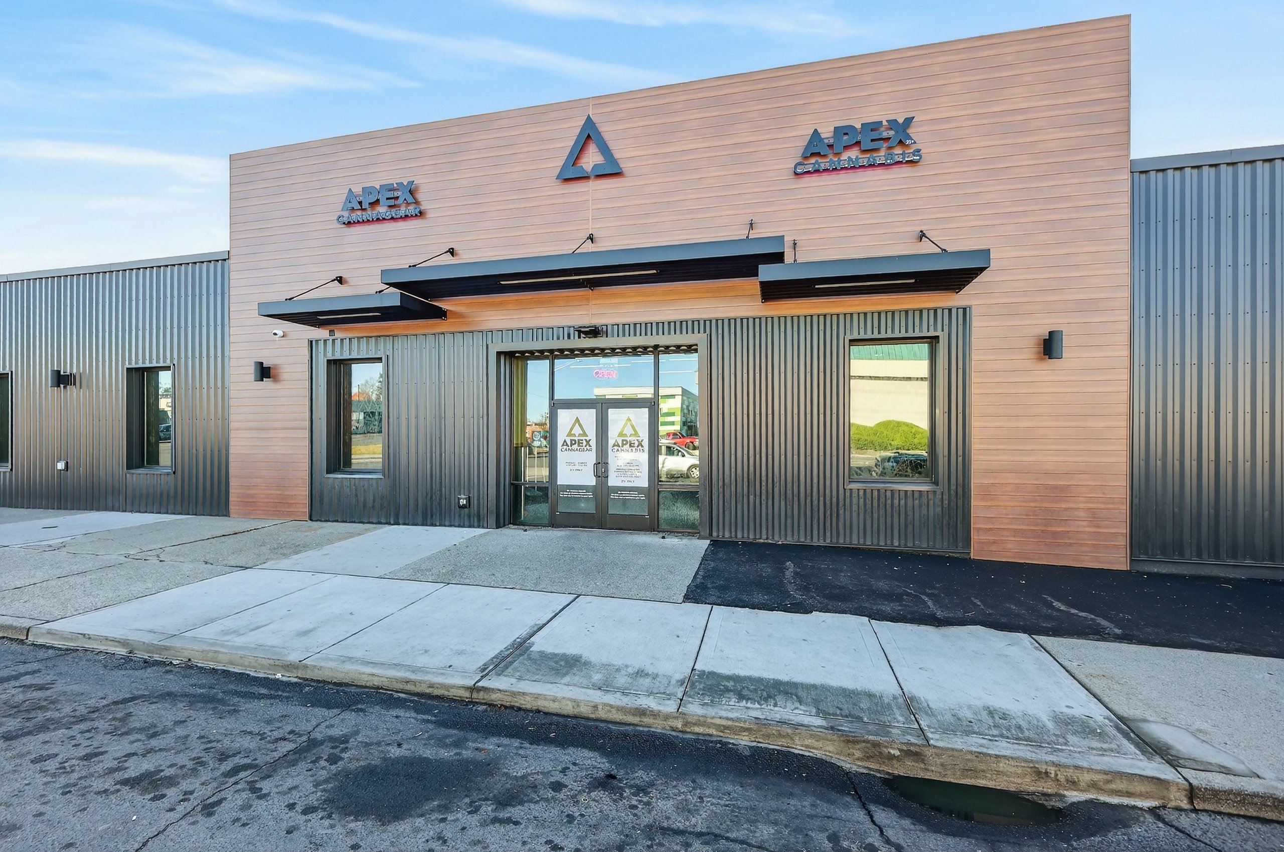 1325 N Division St, Spokane, WA 99202