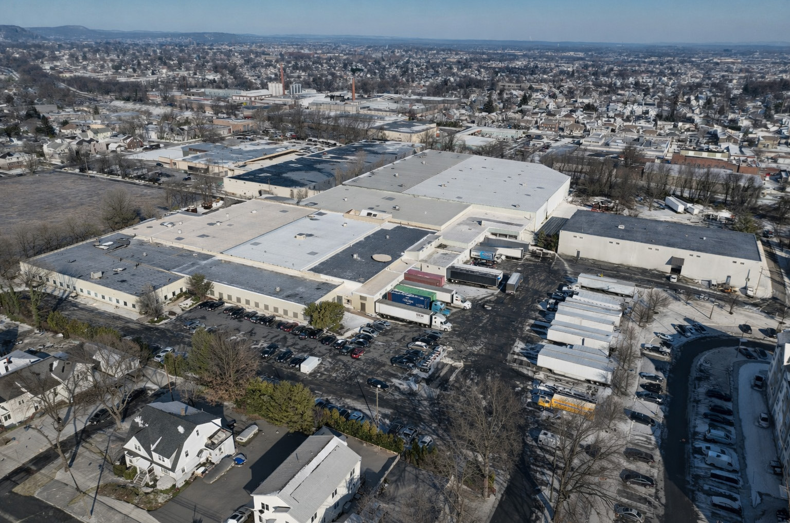 1 Lisbon St, Clifton, NJ 07013