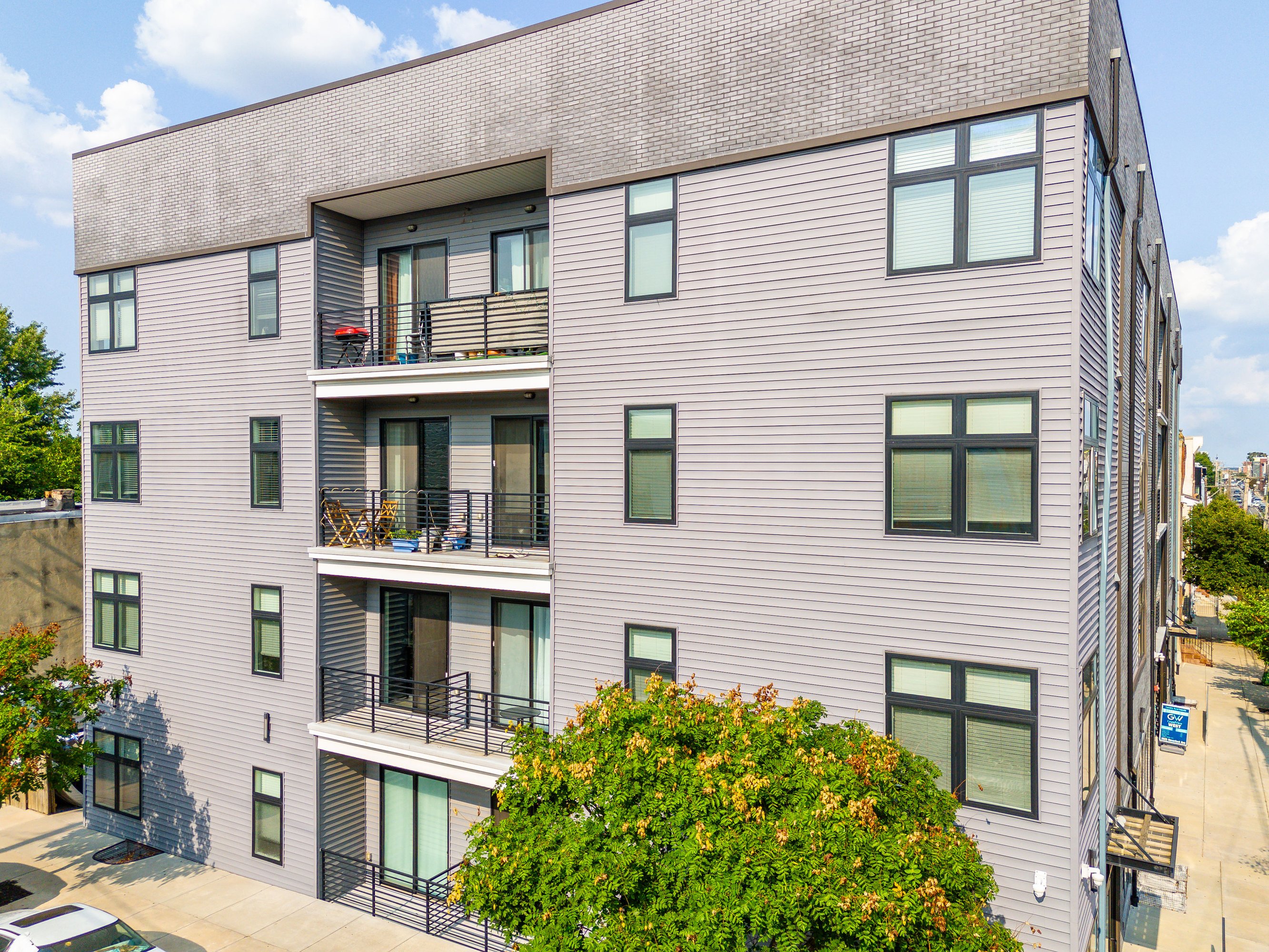 3925 Haverford Ave, Philadelphia, PA 19104