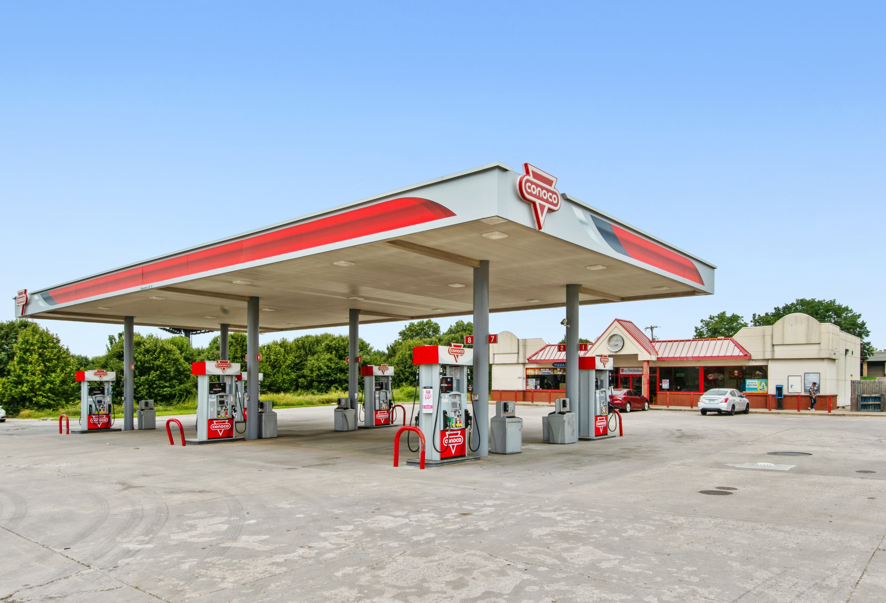 11015 E Pine St, Tulsa, OK 74116