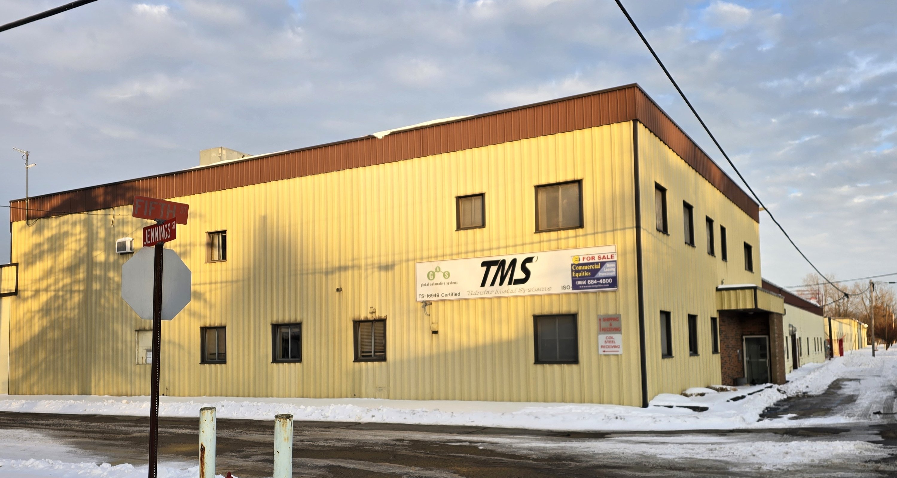 401 E 5Th St, Pinconning, MI 48650