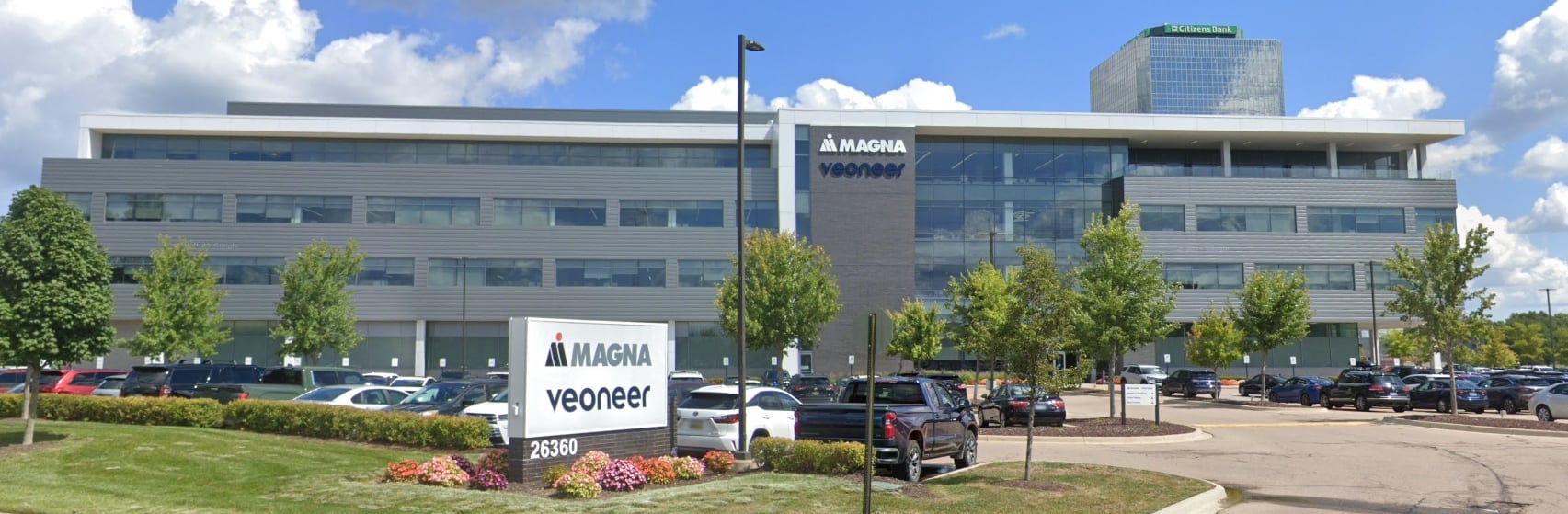 26360 American Dr, Southfield, MI 48034