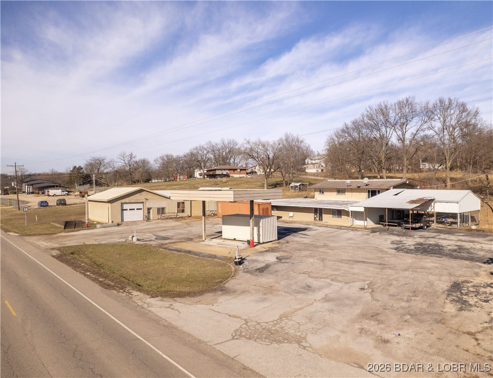 2001 Highway 42, Brumley, MO 65017
