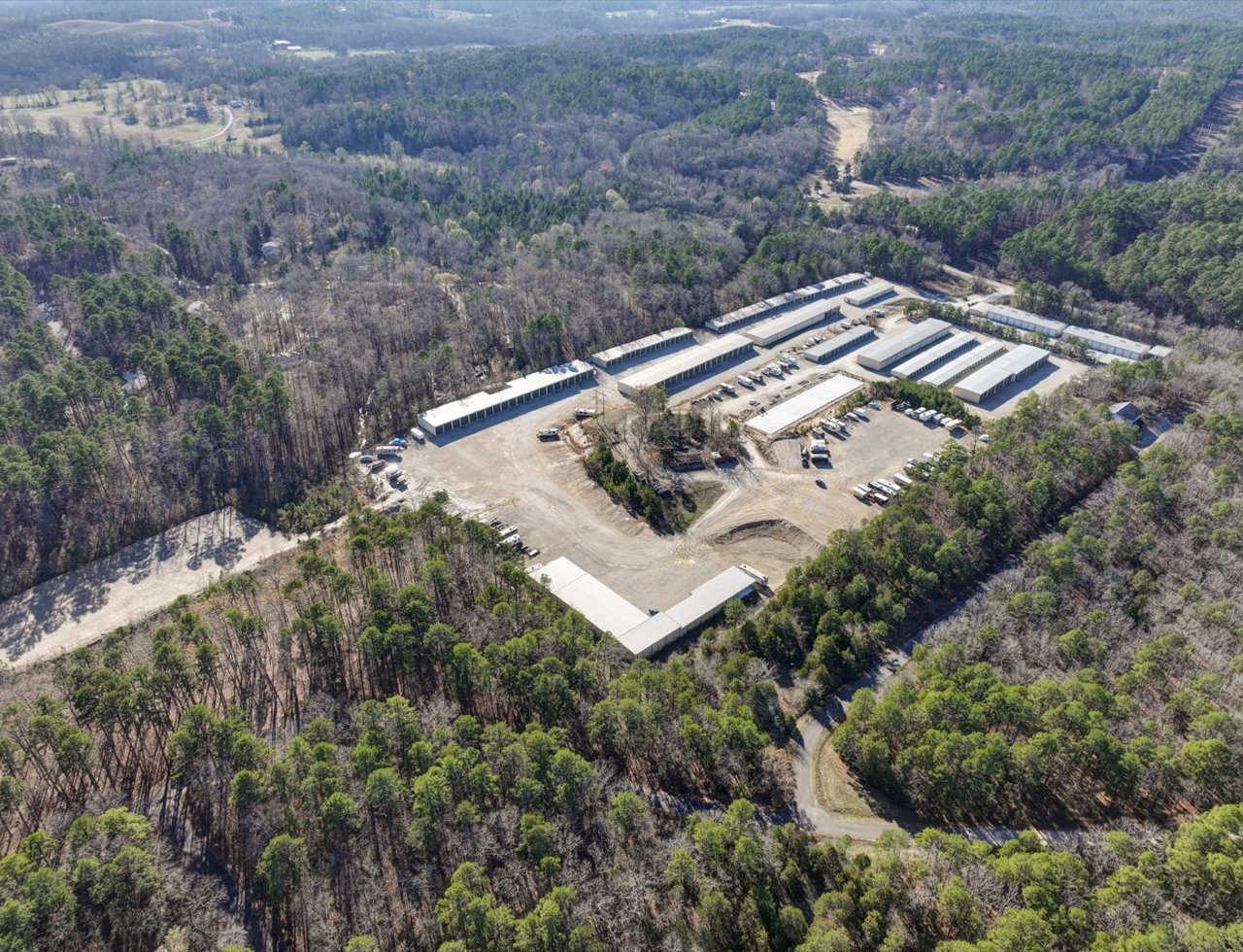 250 Balboa Dr, Hot Springs Village, AR 71909
