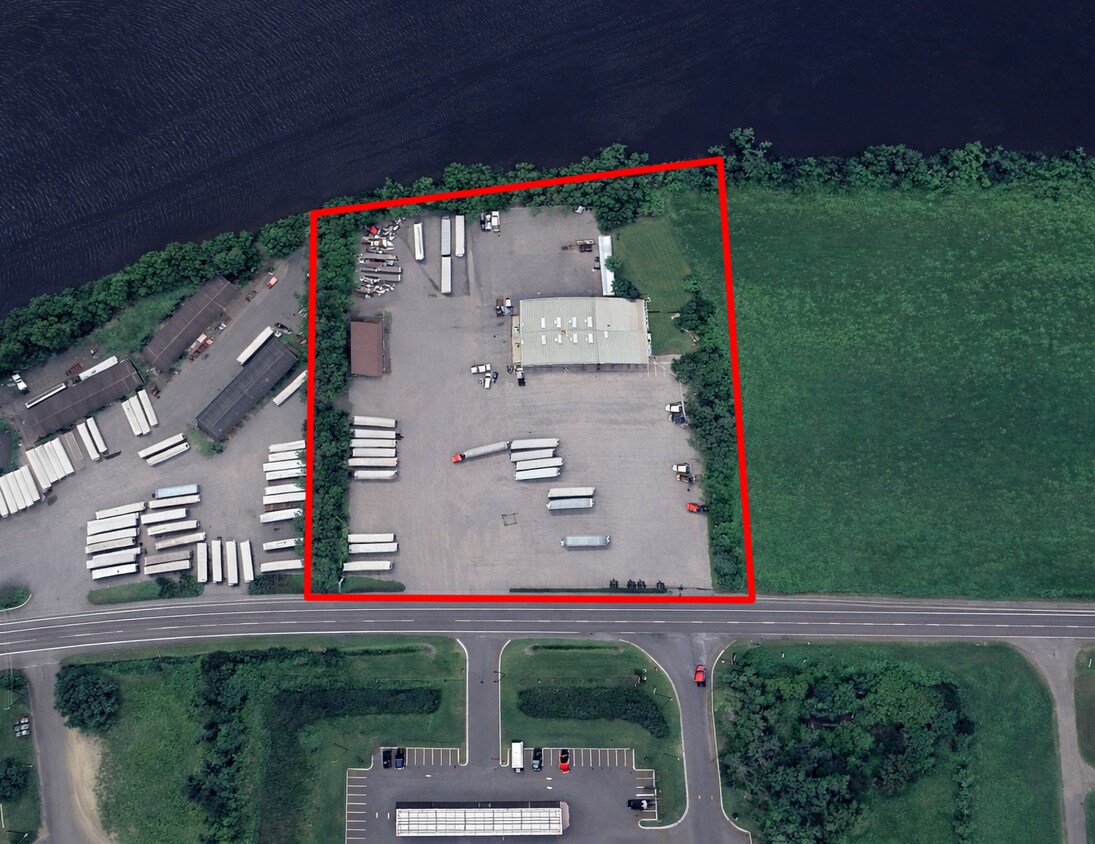 151 Riverside Dr, Fultonville, NY 12072