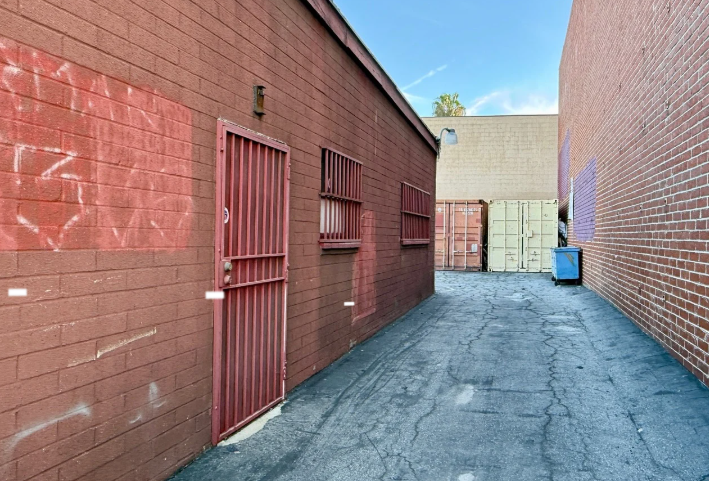 3701 S Santa Fe Ave, Vernon, CA 90058