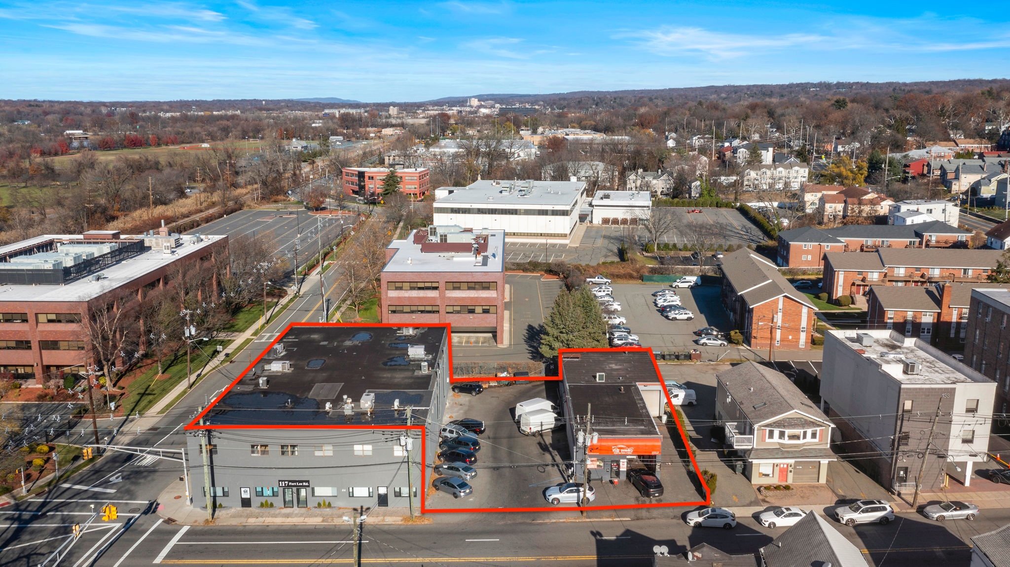 117 Fort Lee Rd, Leonia, NJ 07605