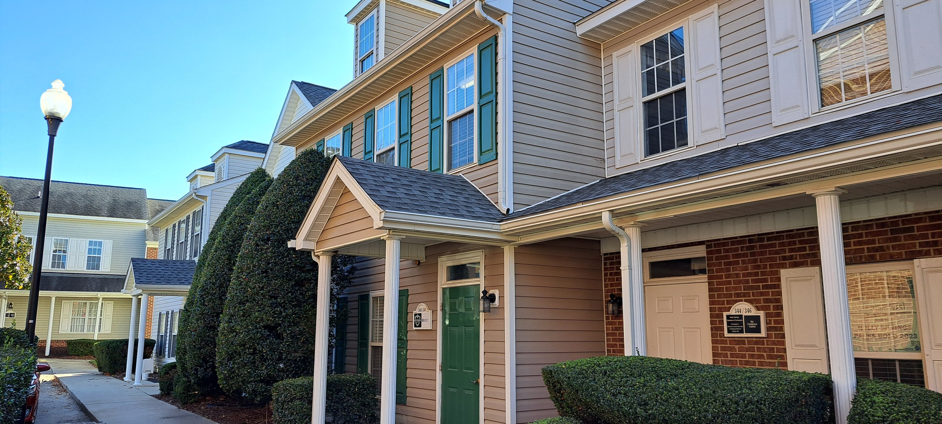 350 Raleigh St, Holly Springs, NC 27540