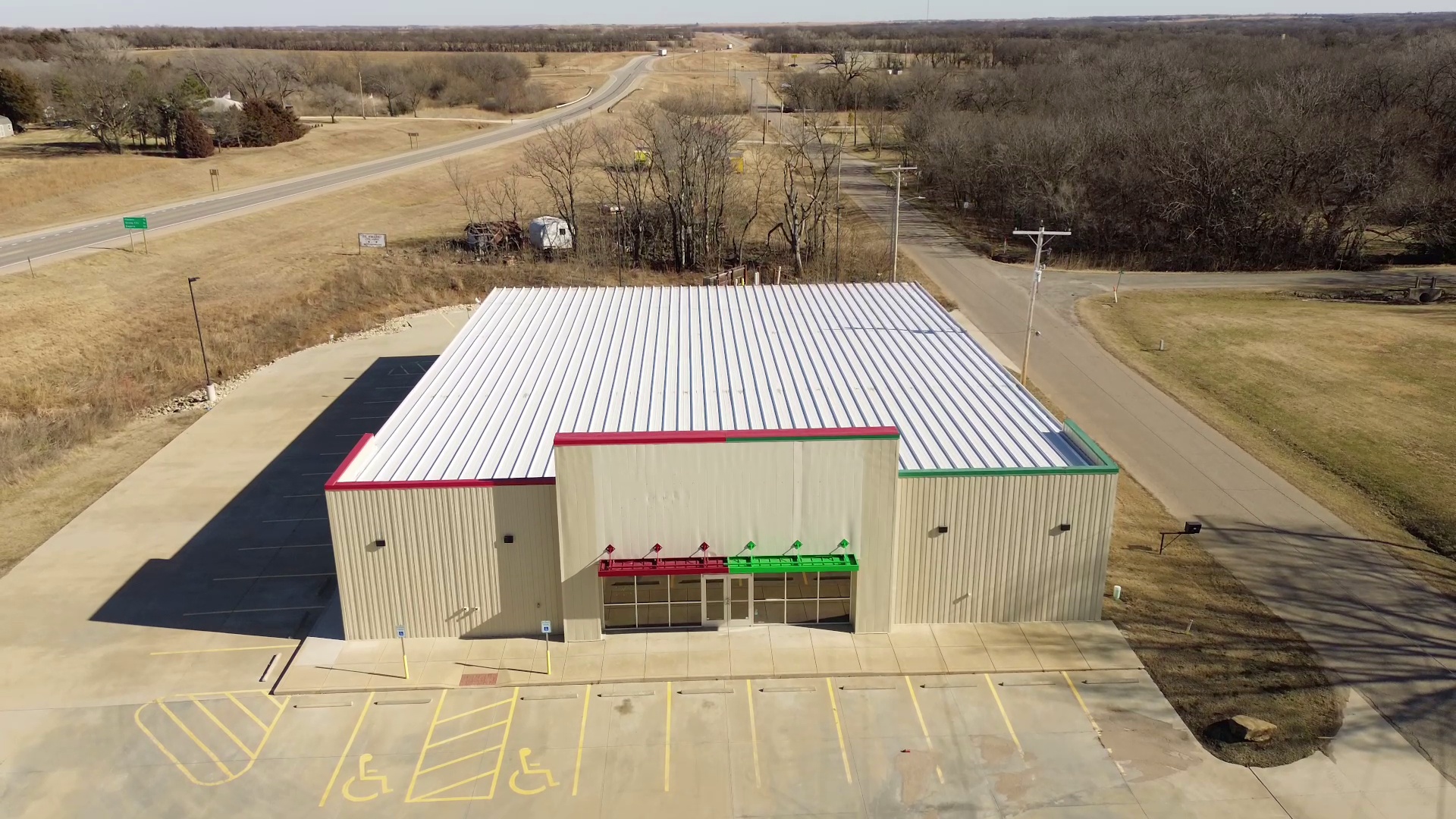 309 E 9Th St, Peabody, KS 66866