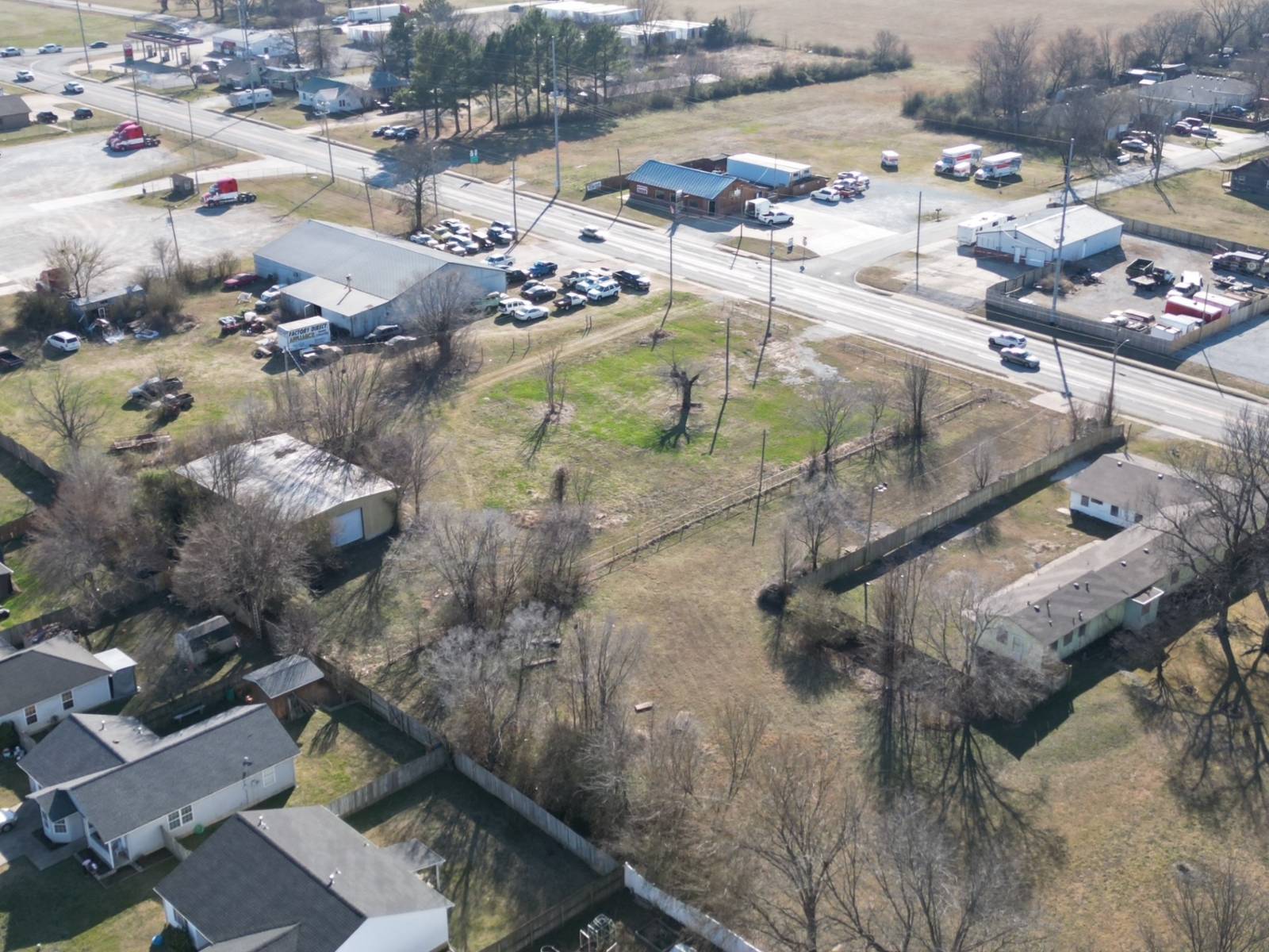 851 Lincoln St, Siloam Springs, AR 72761