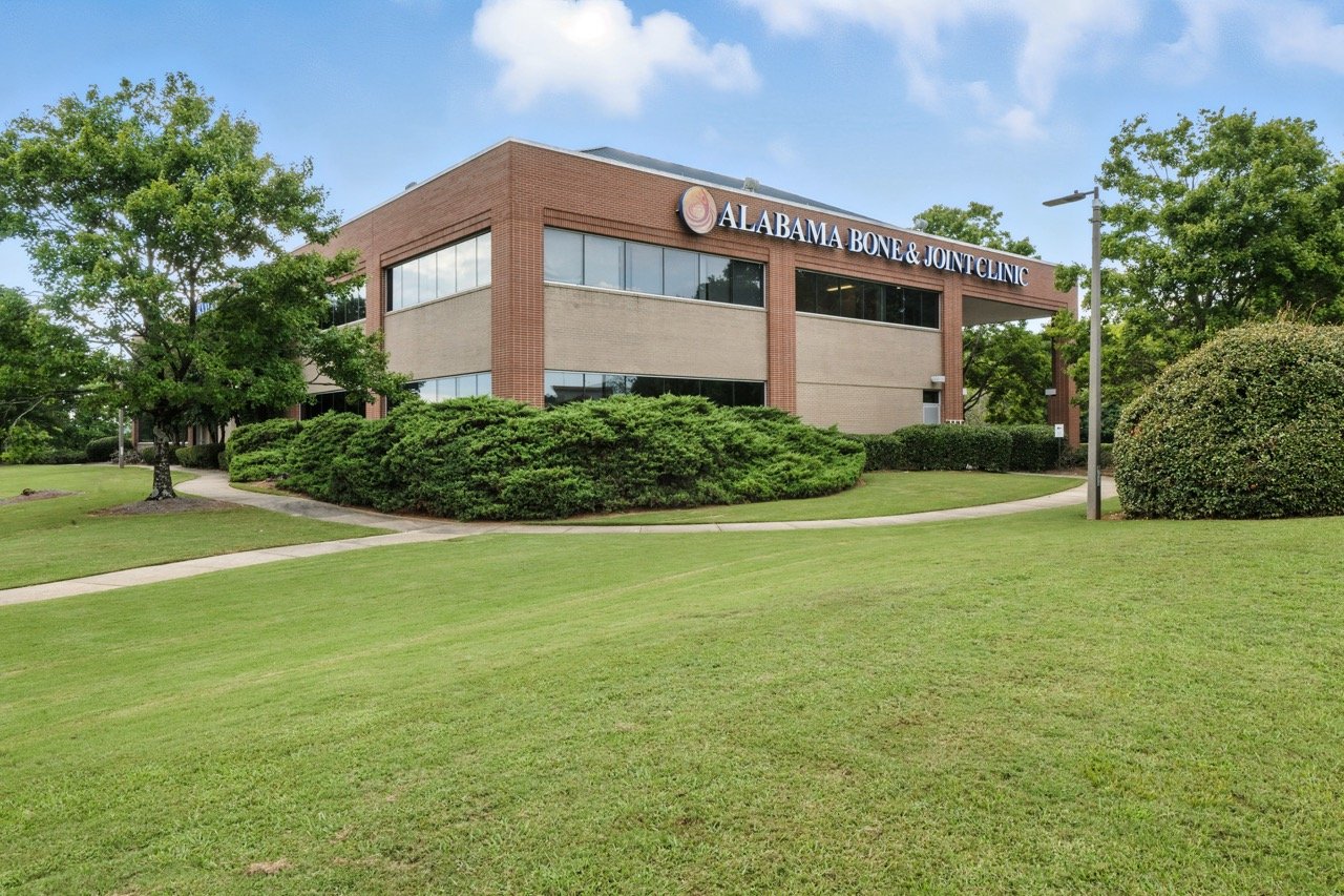 120 Cahaba Valley Pkwy, Pelham, AL 35124