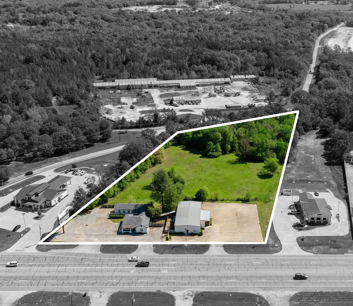2410 S Main St, Lindale, TX 75771