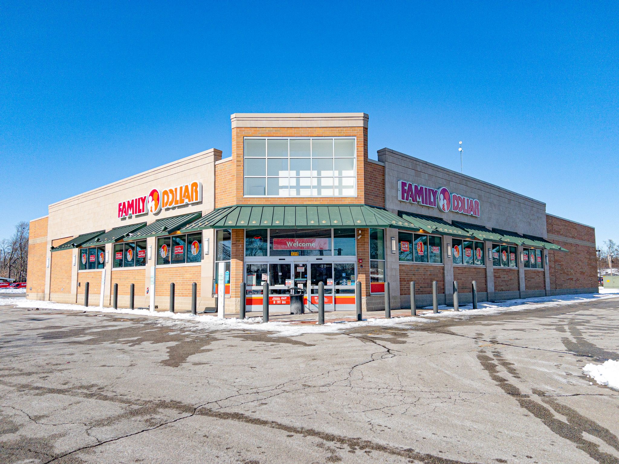 1315 N Water St, Decatur, IL 62526