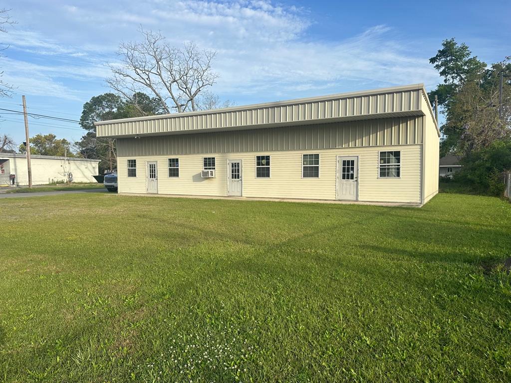 508 W 4Th St, Adel, GA 31620