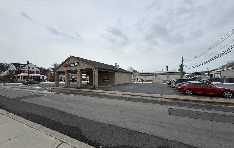 1039 Lincoln Hwy E, Coatesville, PA 19320