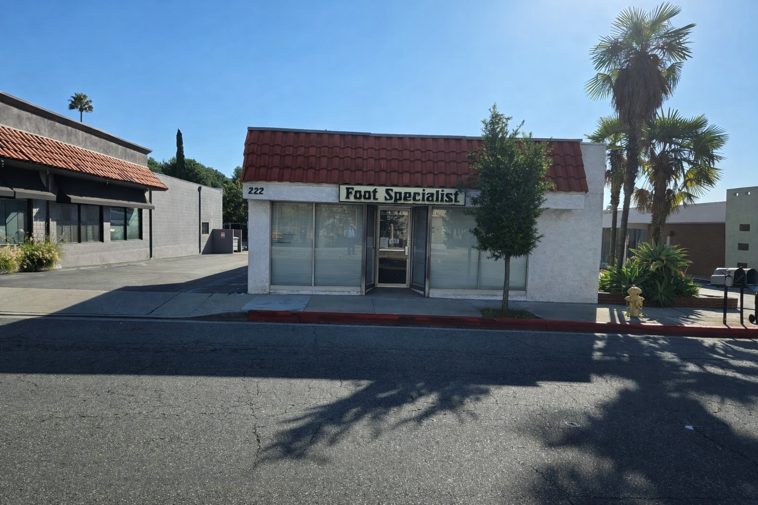 222 Route 66 E, Glendora, CA 91740