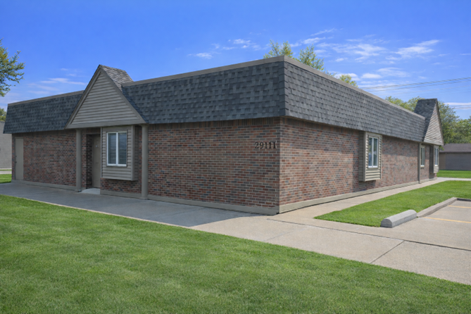 29111 Harper Ave, St Clair Shores, MI 48081