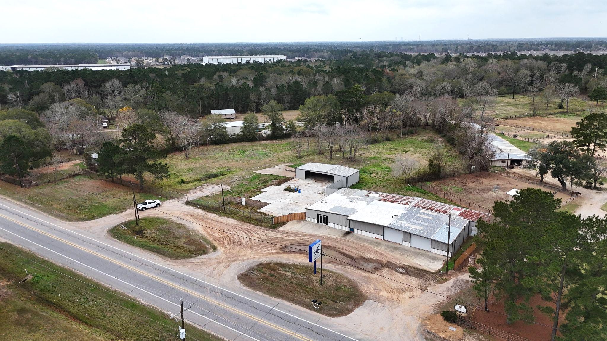 11838 Fm 3083 Rd, Conroe, TX 77301