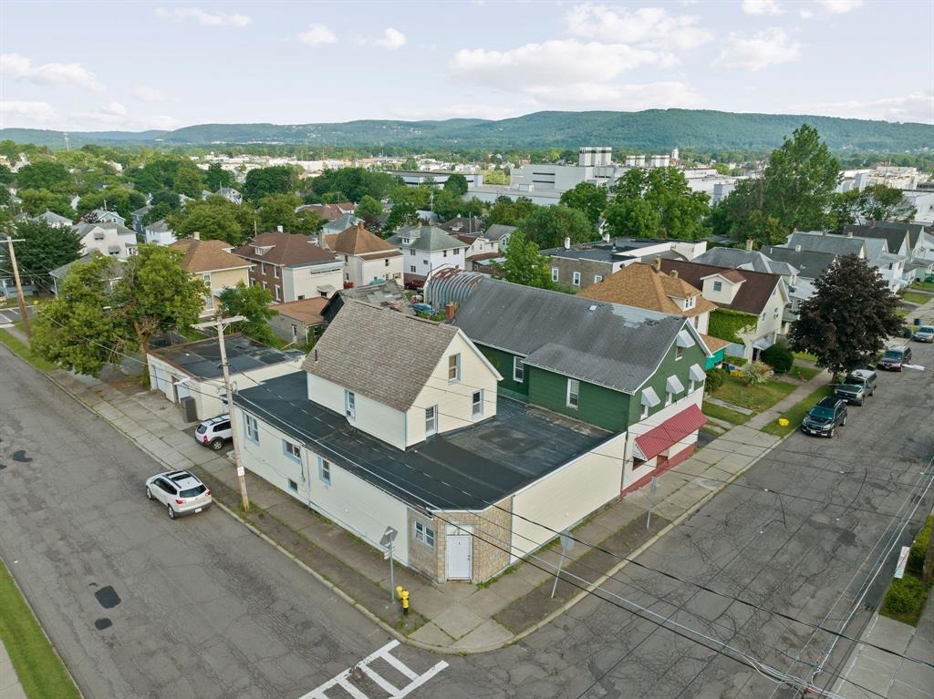 128 Squires Ave, Endicott, NY 13760