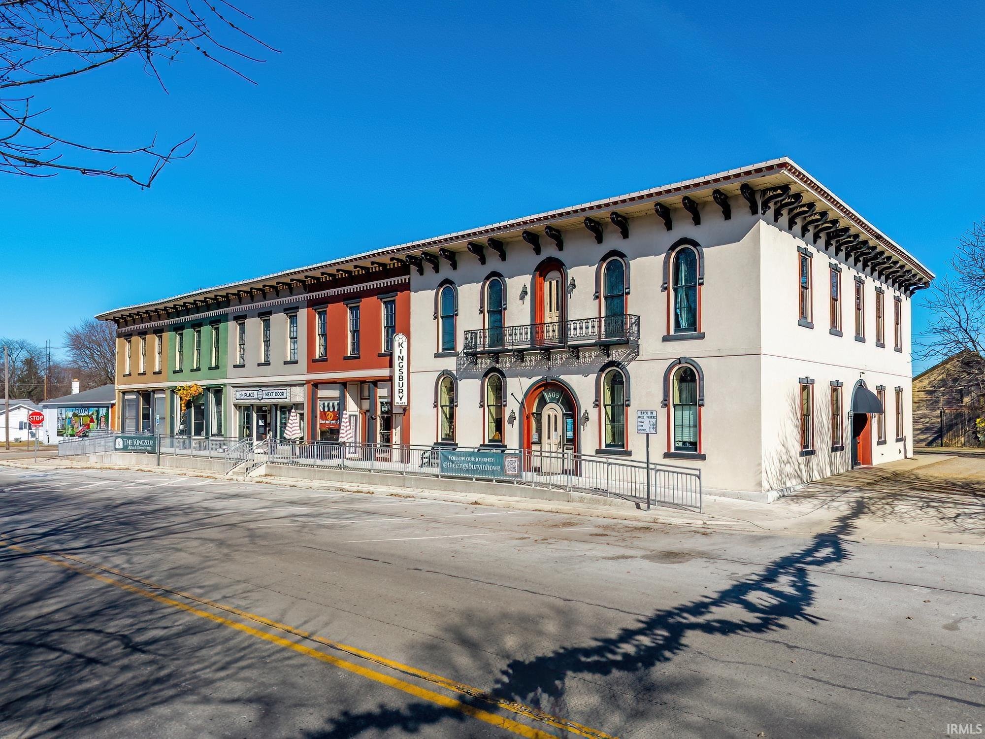 409 Third St, Howe, IN 46746