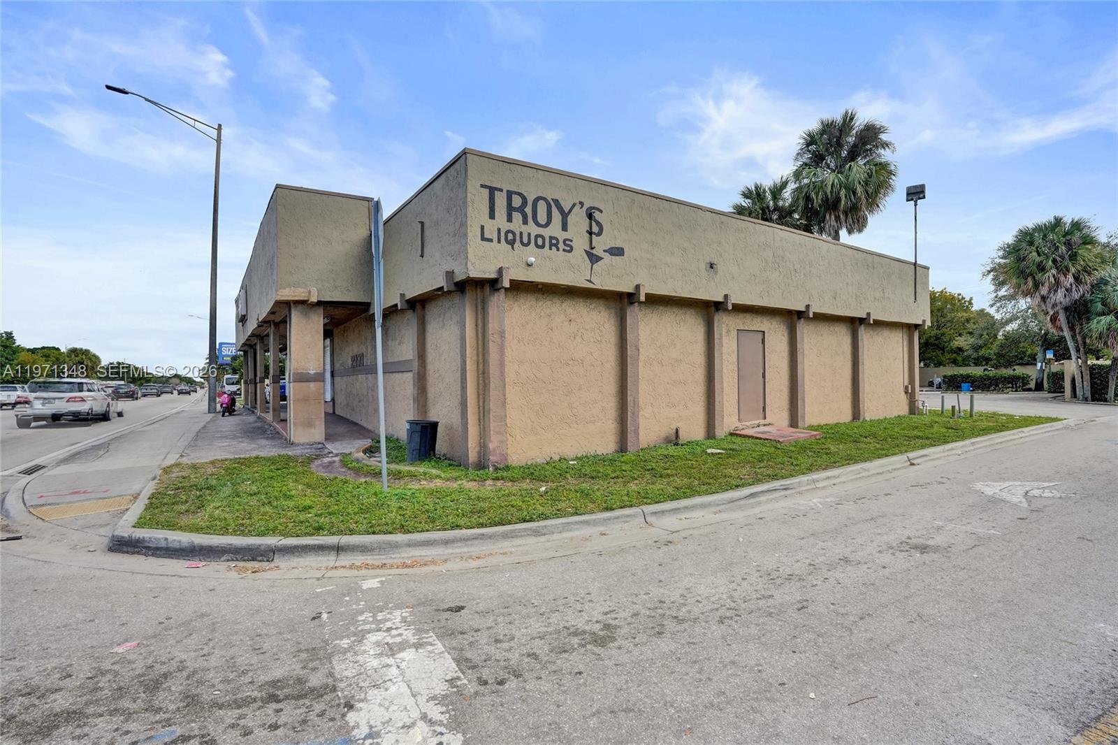 2990 W Sunrise Blvd, Fort Lauderdale, FL 33311
