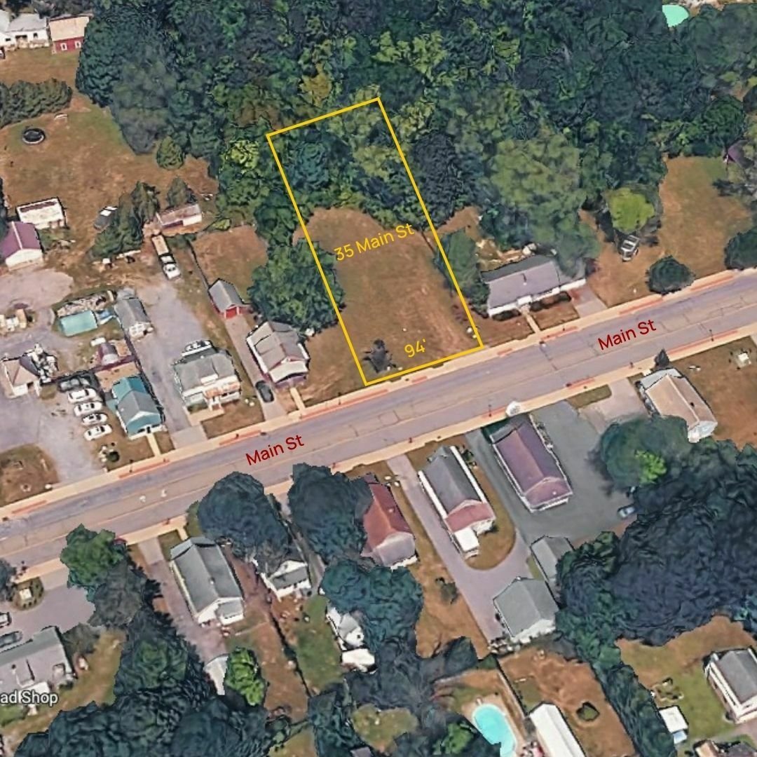 35 Main St, Queensbury, NY 12803