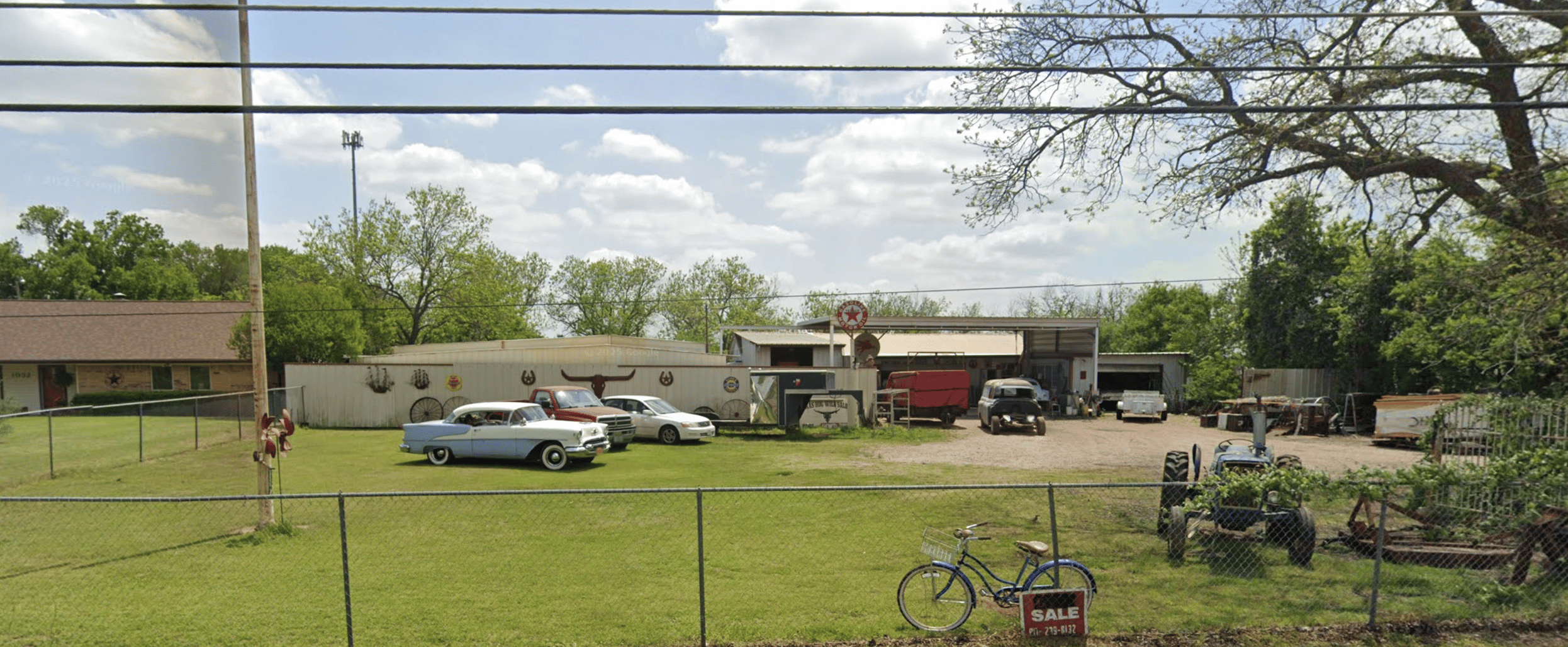 1028 E Enon Ave, Everman, TX 76140