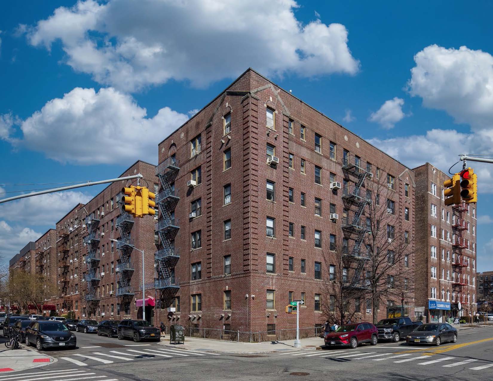 47-51 40Th St, Queens, NY 11104