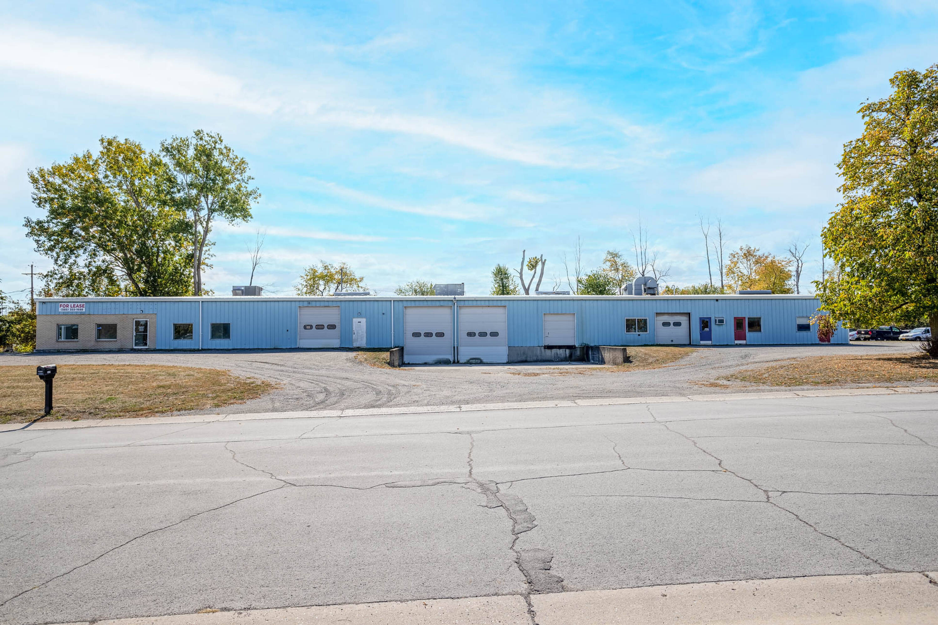 8 Apollo Dr, Batavia, NY 14020