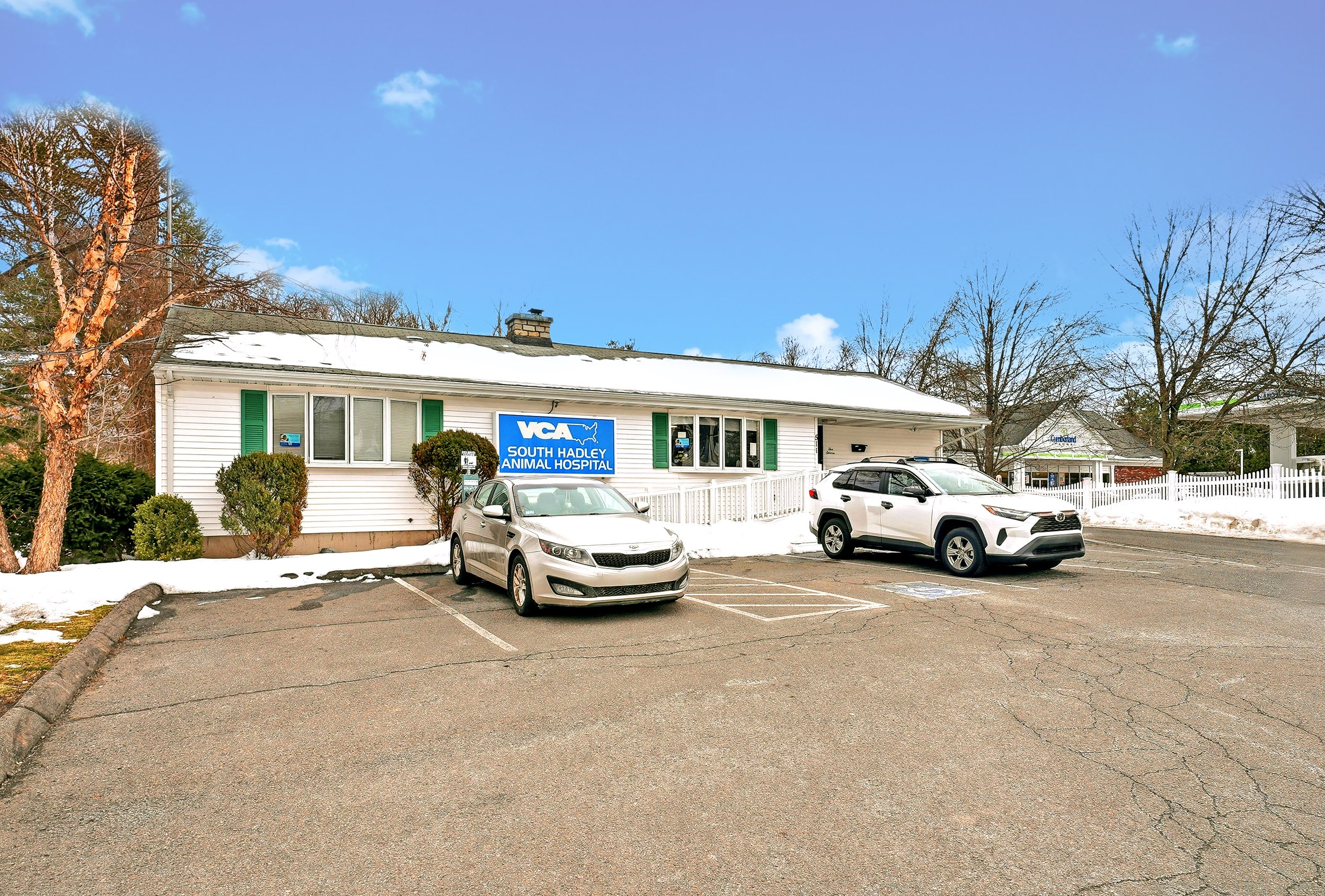 511 Newton St, South Hadley, MA 01075