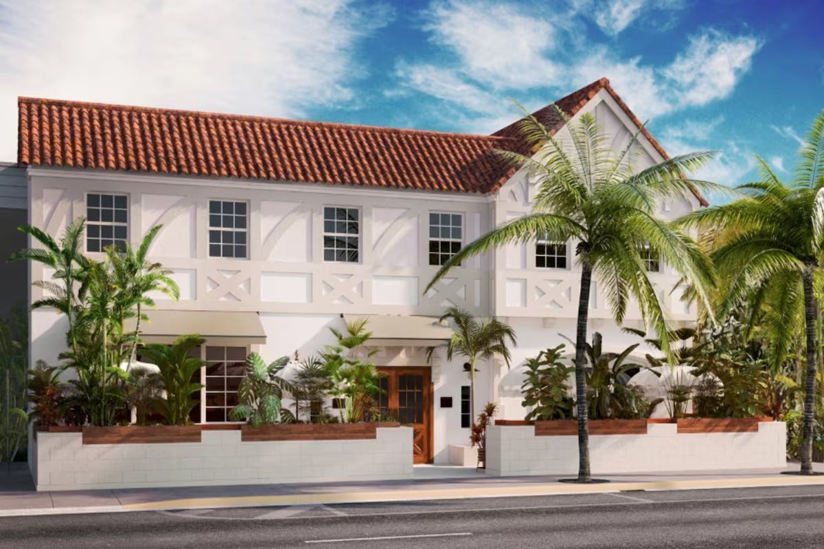 321 Collins Ave, Miami Beach, FL 33139
