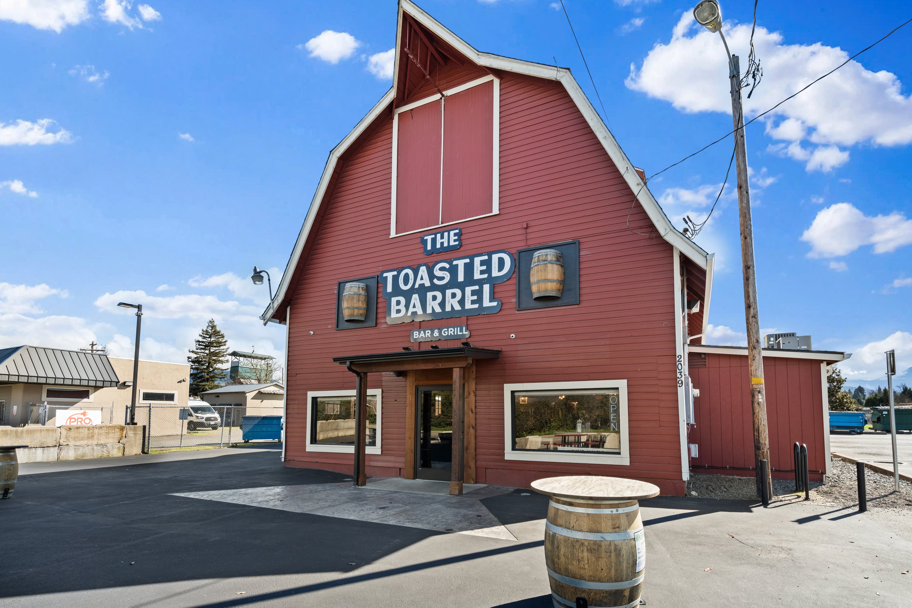 2039 Redwood Ave, Grants Pass, OR 97527