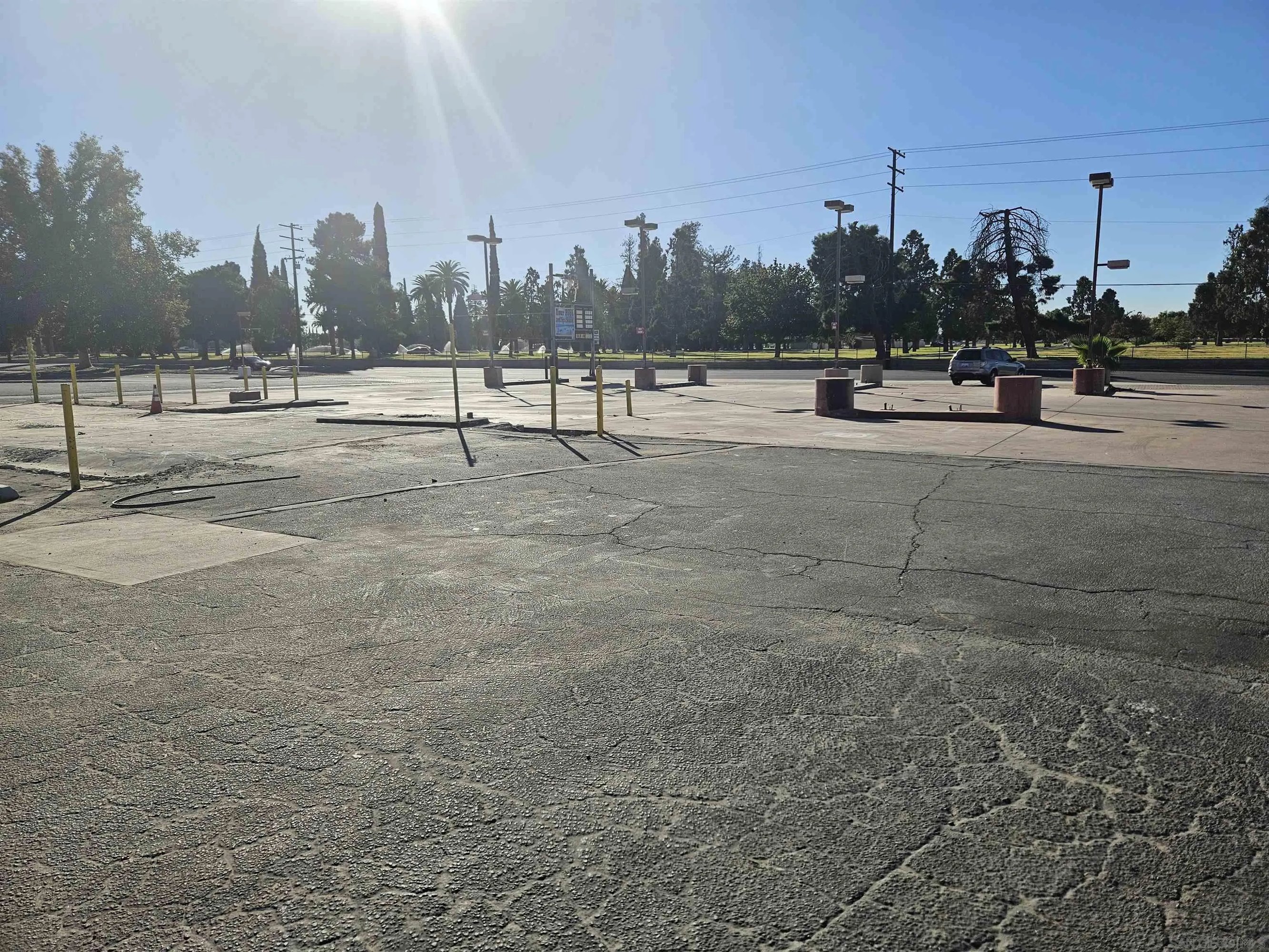 2469 S San Jacinto Ave, San Jacinto, CA 92583