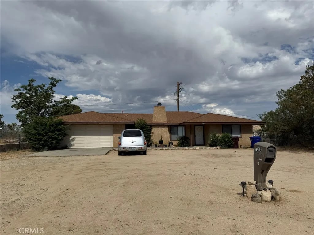 7344 Palm Ave, Yucca Valley, CA 92284