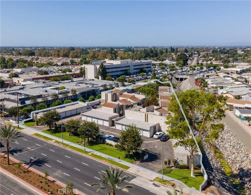 401 S Beach Blvd, Anaheim, CA 92804