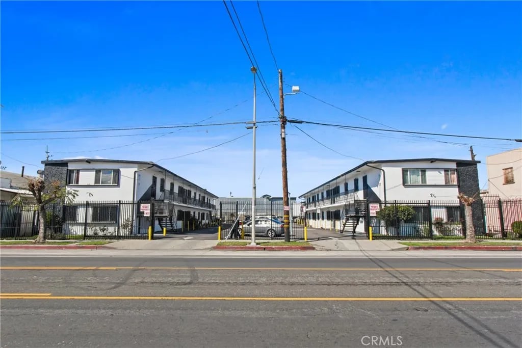 8717 Avalon St, Los Angeles, CA 90003