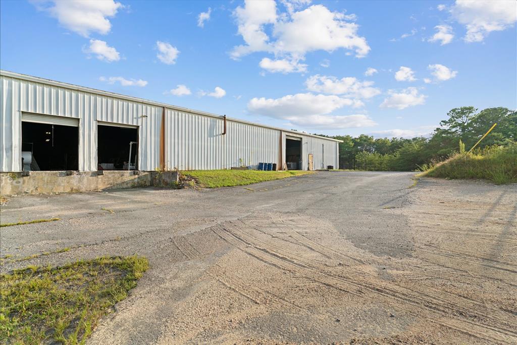 3744 Lake Katherine Rd, Tunnel Hill, GA 30755