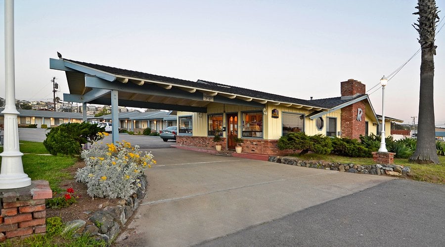 2460 Main St, Morro Bay, CA 93442