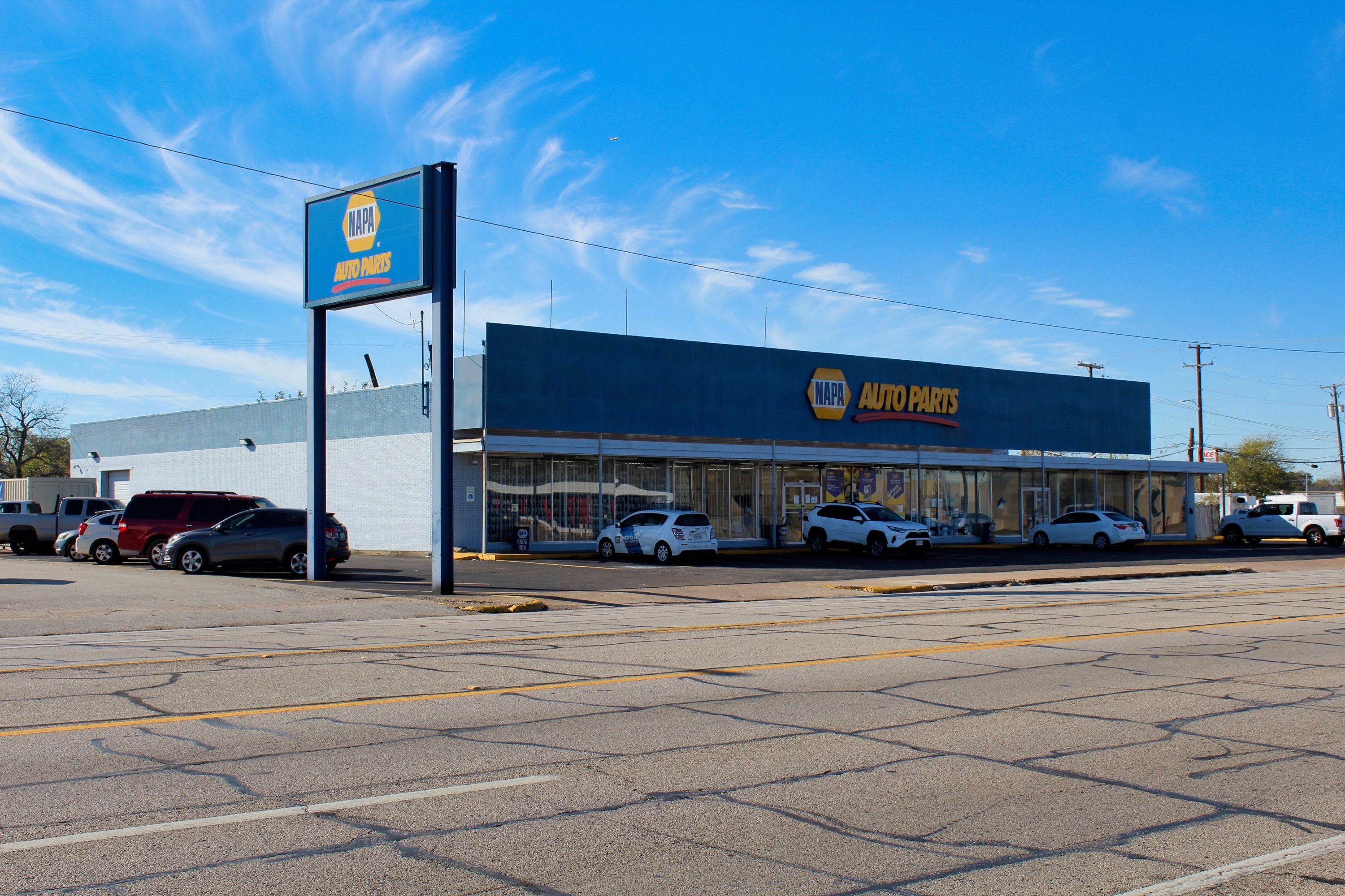 315 E Main St, Grand Prairie, TX 75050