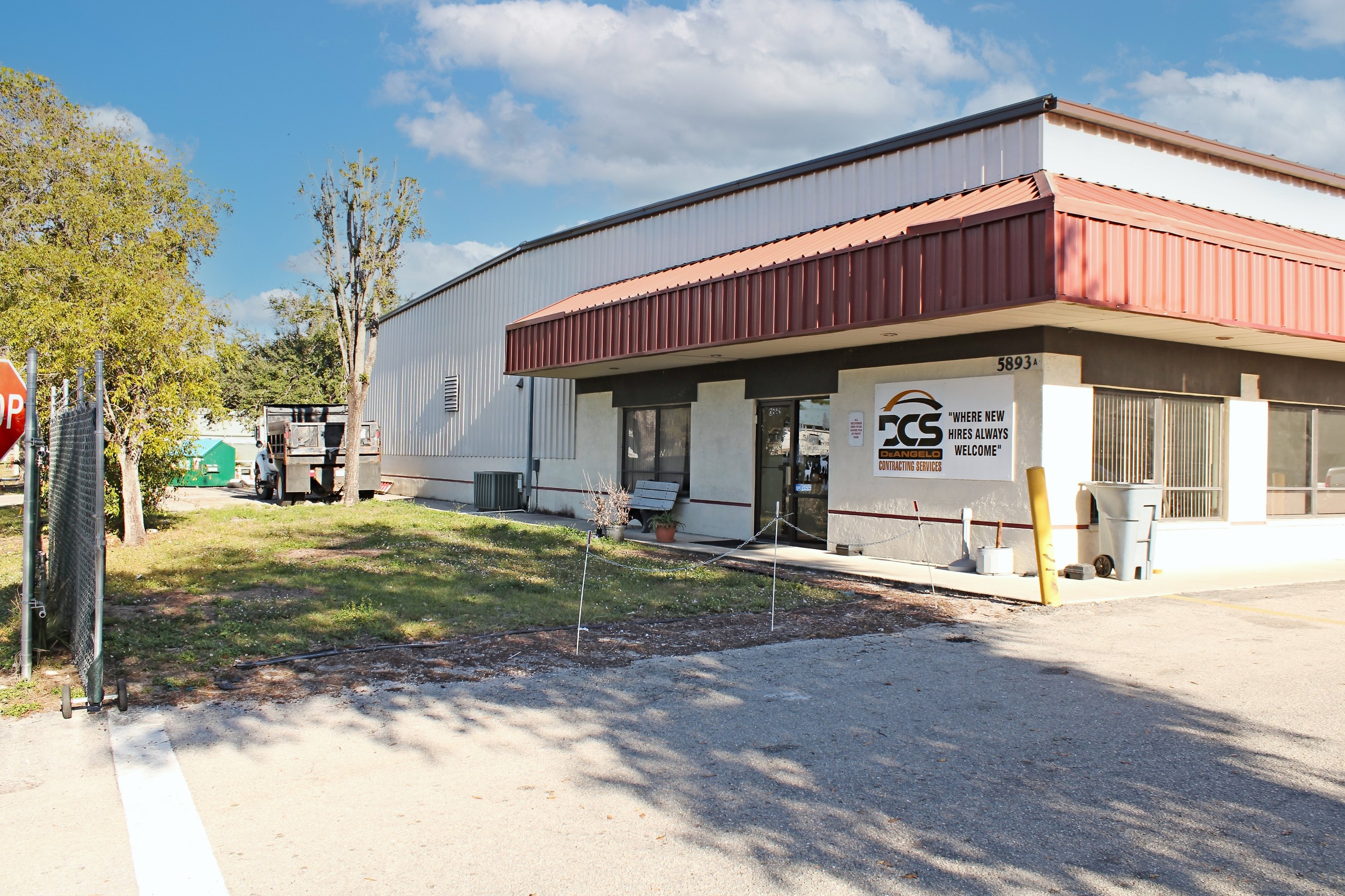 5893 Enterprise Pkwy, Fort Myers, FL 33905