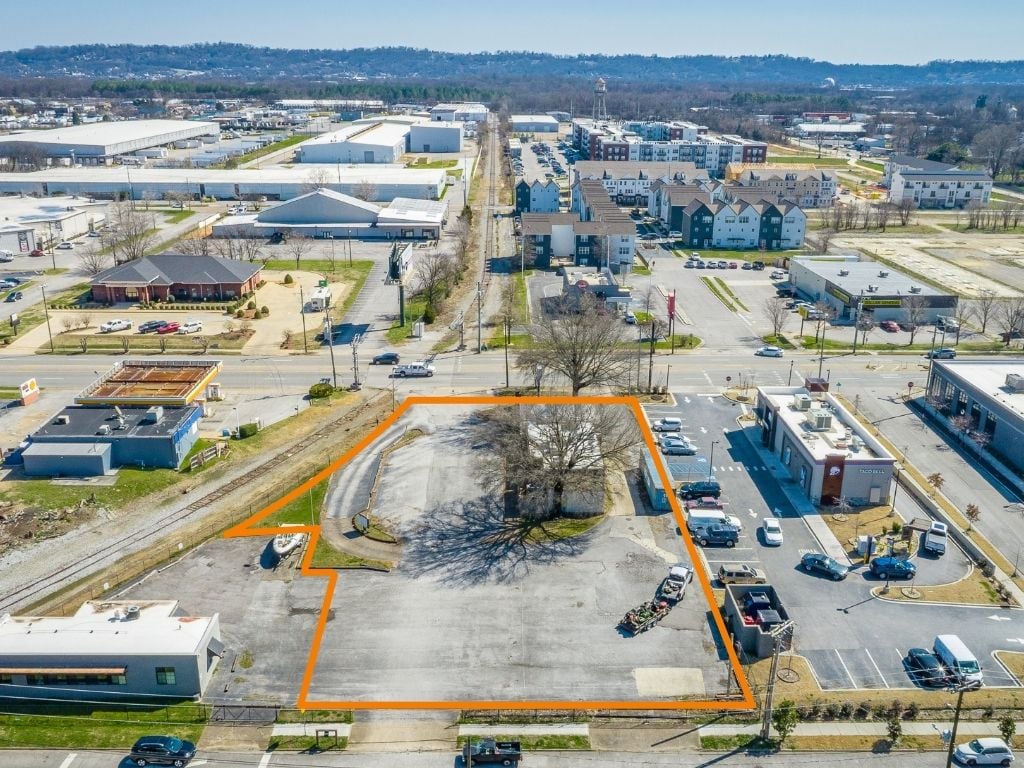 3147 Broad St, Chattanooga, TN 37408