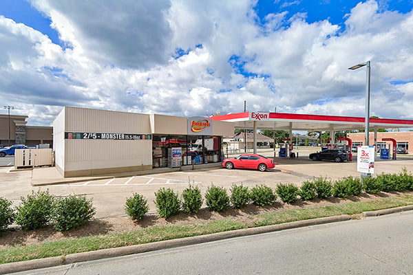 255 Dowlen Rd, Beaumont, TX 77706