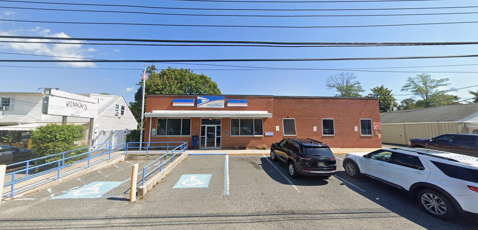 412 Higgins Ave, Brielle, NJ 08730