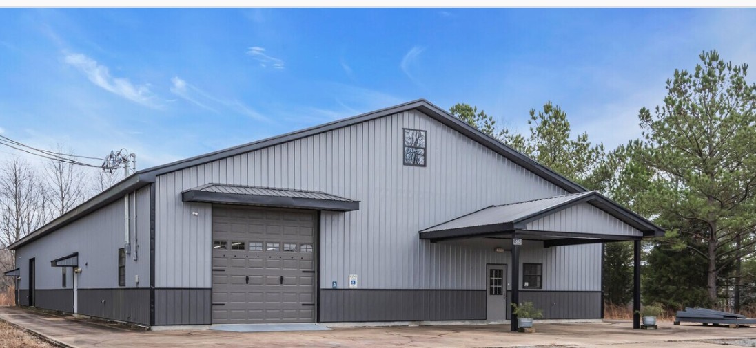 1052 Debolt Ln, Centerville, TN 37033