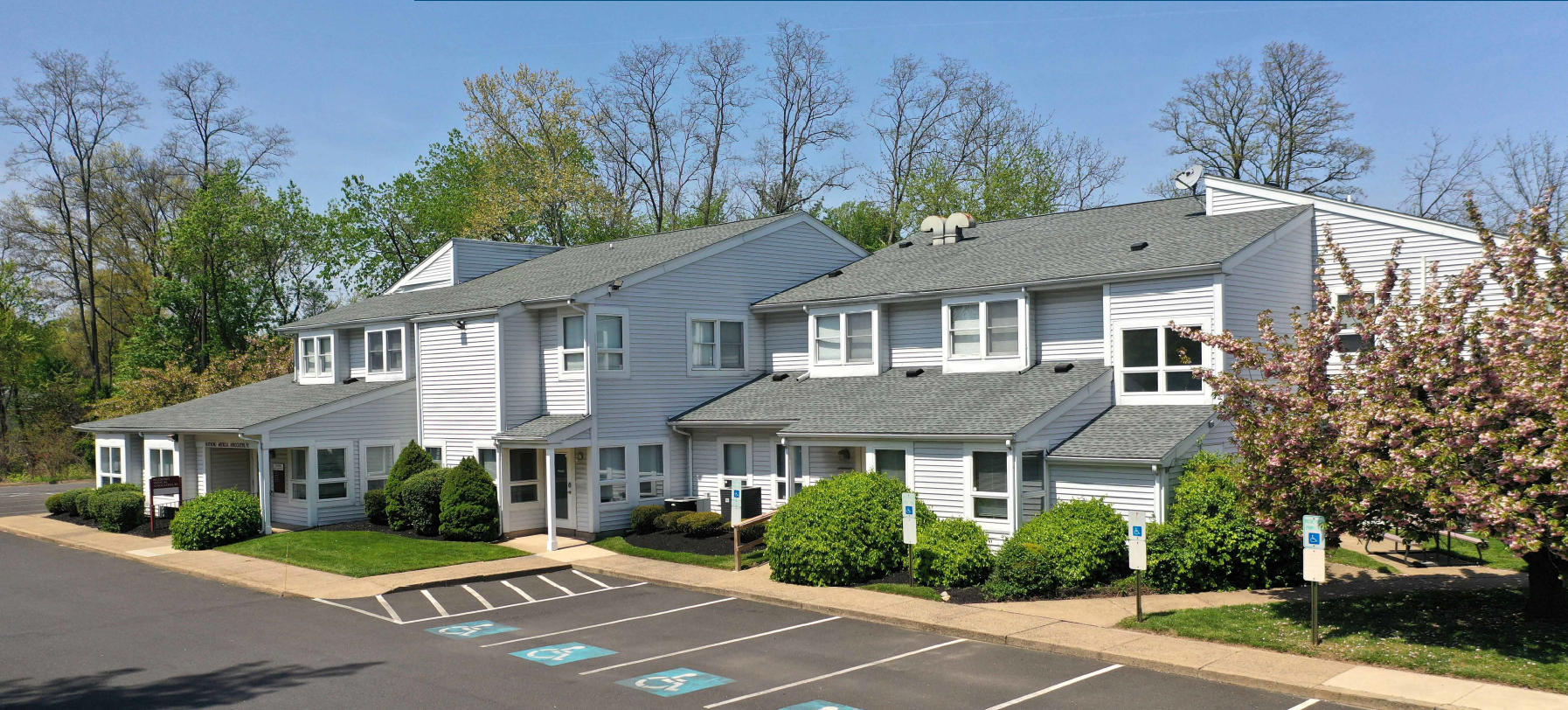 345 N York Rd, Hatboro, PA 19040