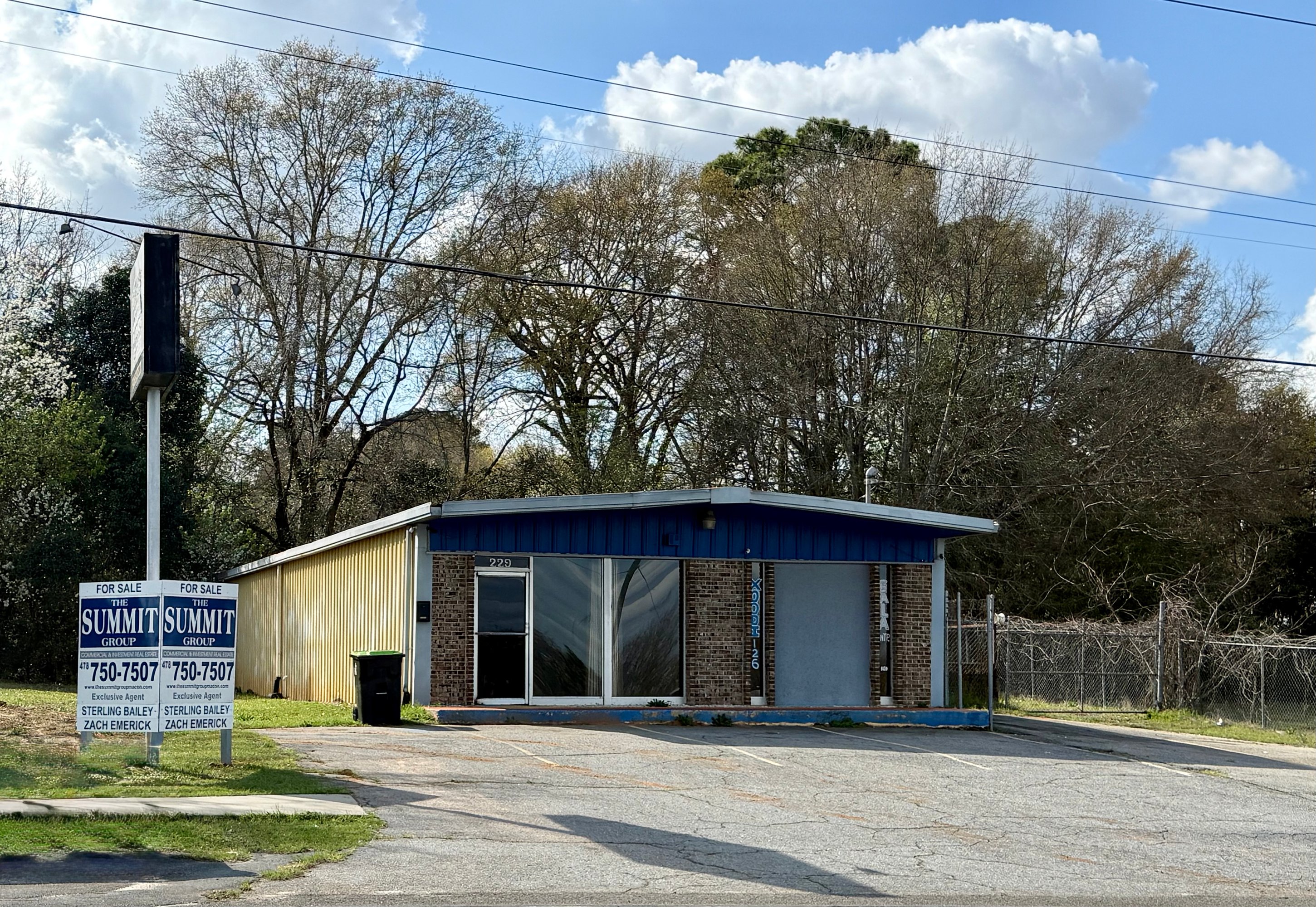 229 N Davis Dr, Warner Robins, GA 31093
