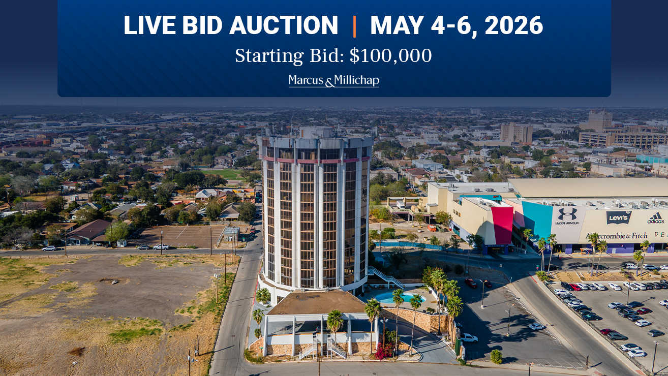 1 S Main Ave, Laredo, TX 78040