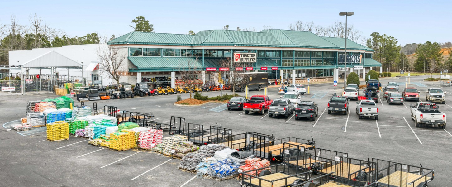 5510 Mcfarland Blvd, Northport, AL 35476