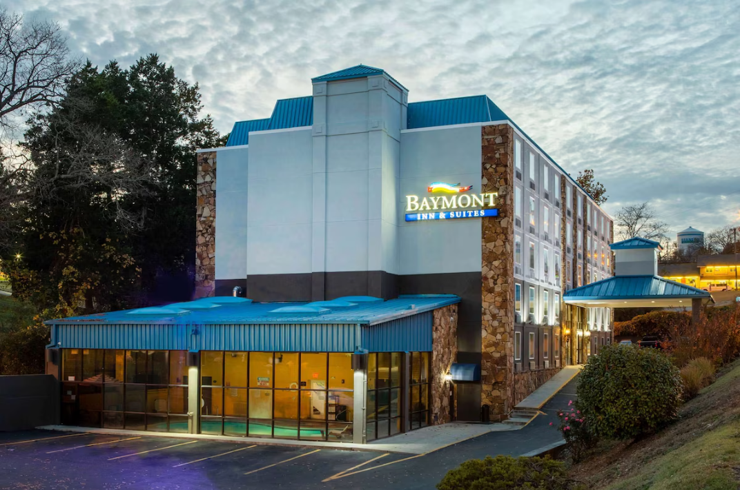 1000 W Main St, Branson, MO 65616