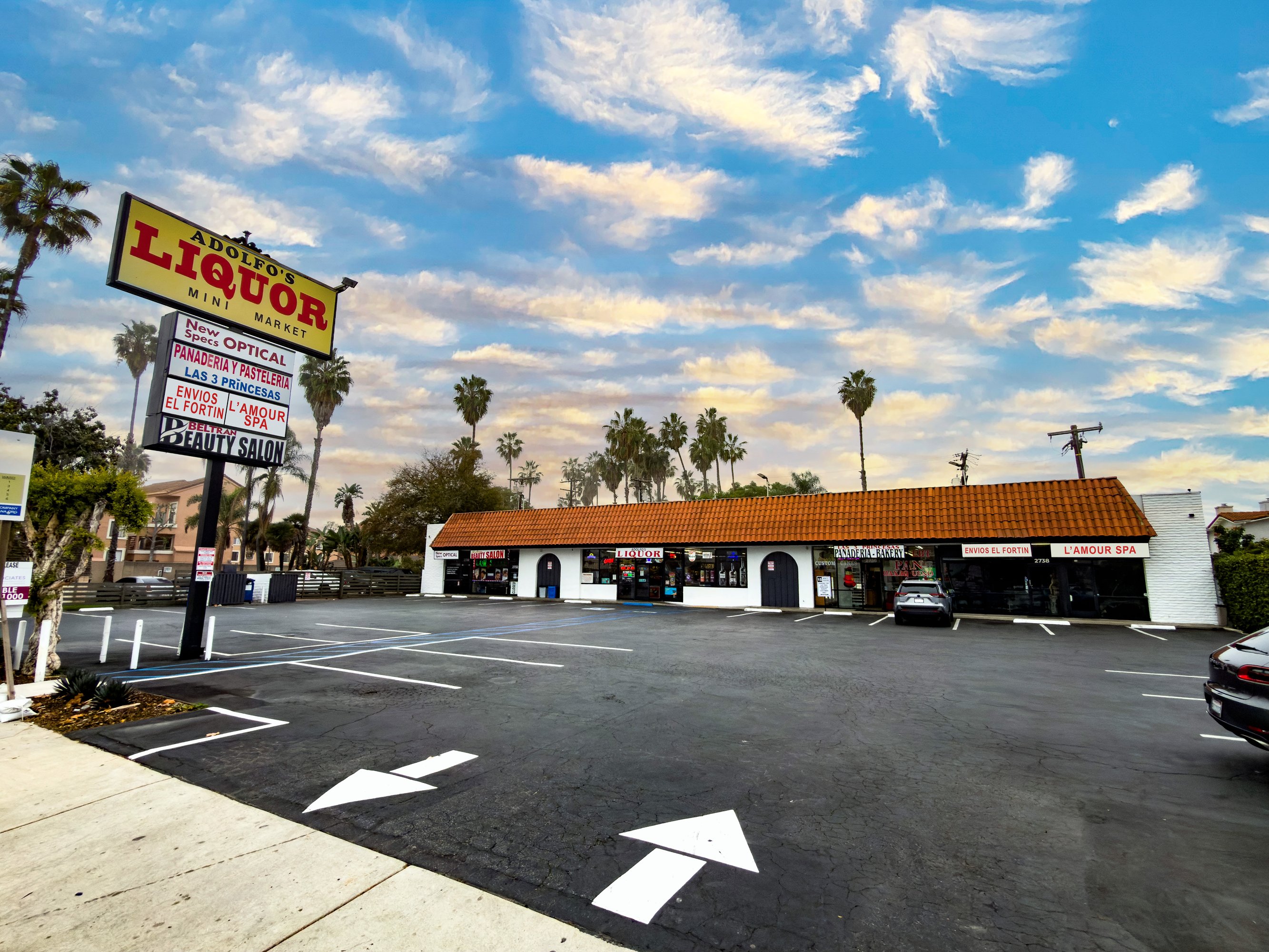 2730 N Bristol St, Santa Ana, CA 92706